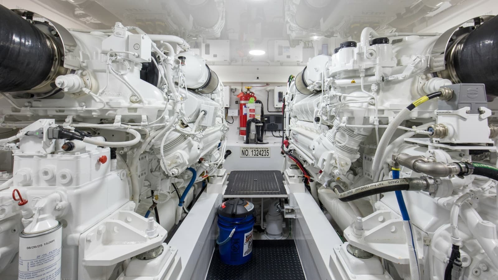 2022 Viking 58 Convertible - Photo 48