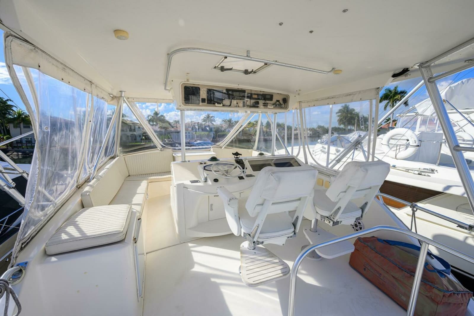 2001 Ocean Yachts 56 Super Sport - Photo 18