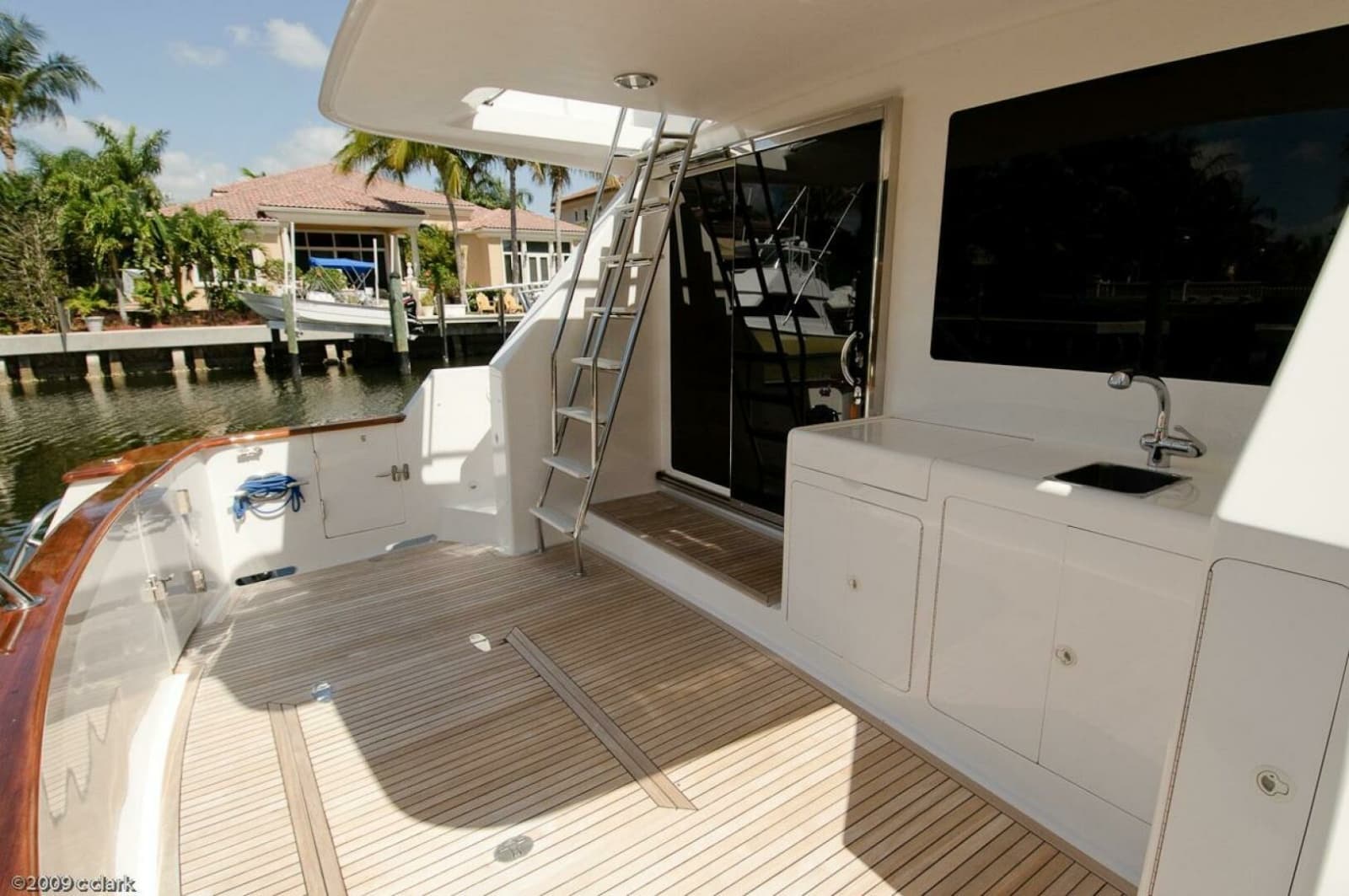 2005 Ocean Alexander 58 Motor Yacht - Photo 2
