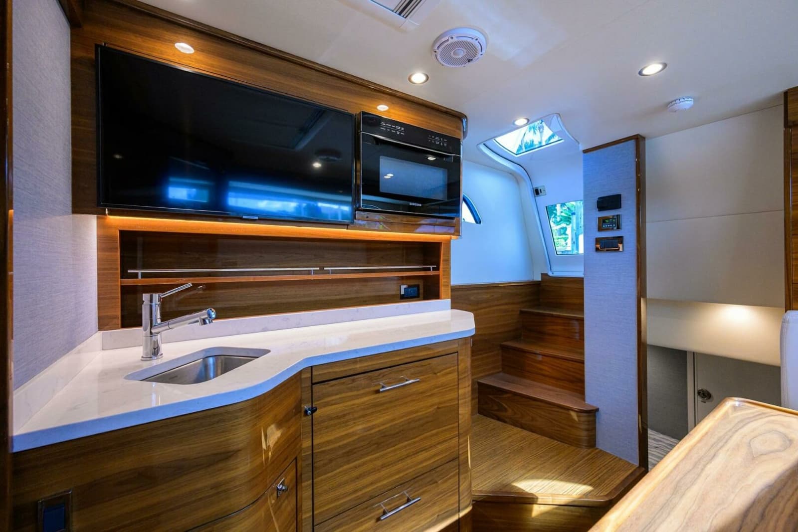 2024 Valhalla Boatworks V-55 - Photo 5