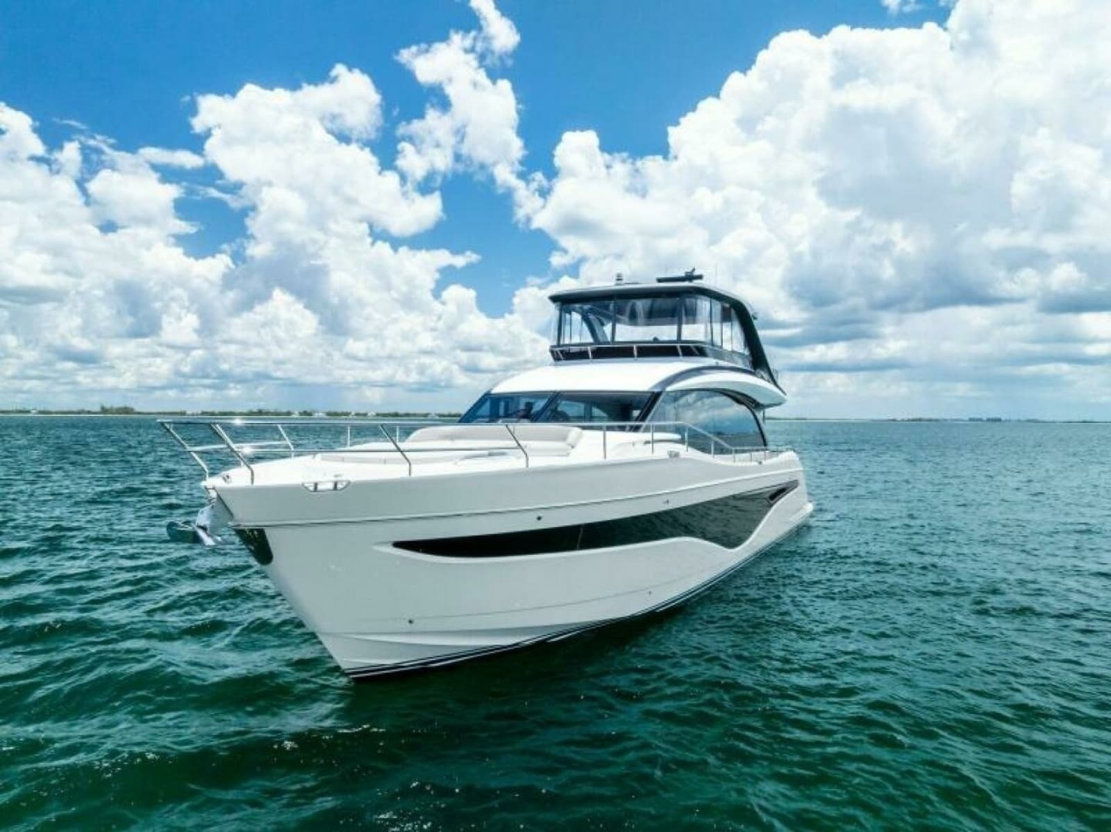 2024 Princess Y72 Motor Yacht - Photo 14