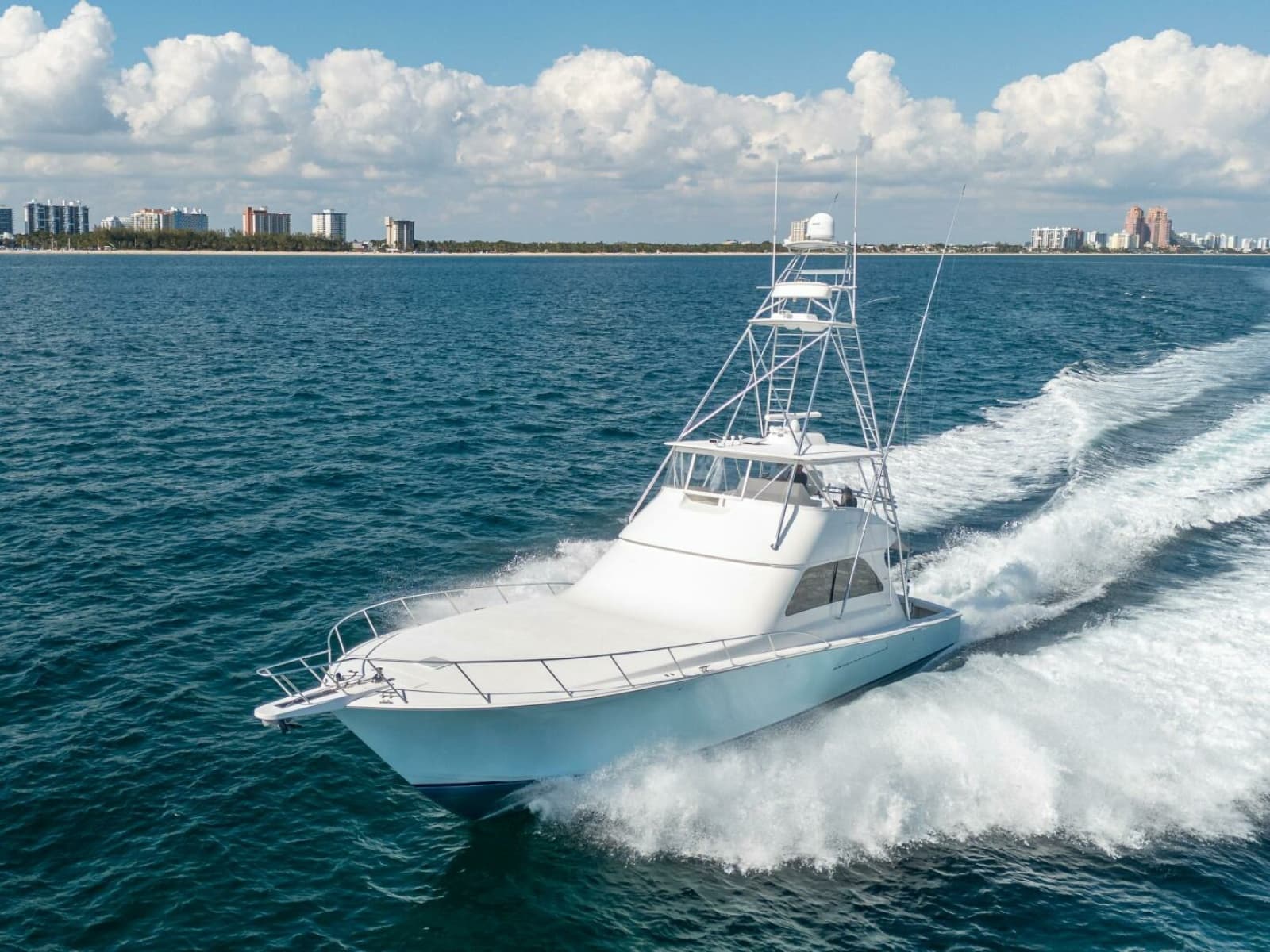 2006 Viking 68 Convertible - Photo 14