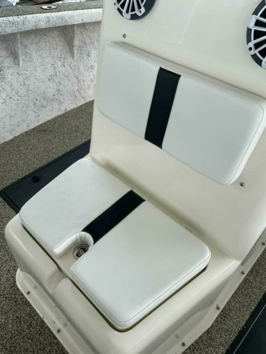 1997 Custom 31 Center Console - Photo 27