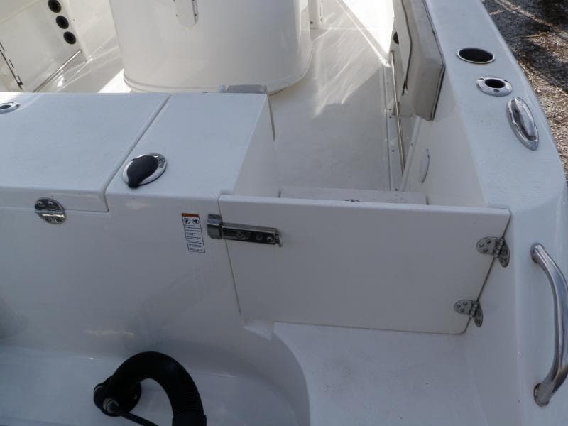 2015 NauticStar 2500 XS Center Console