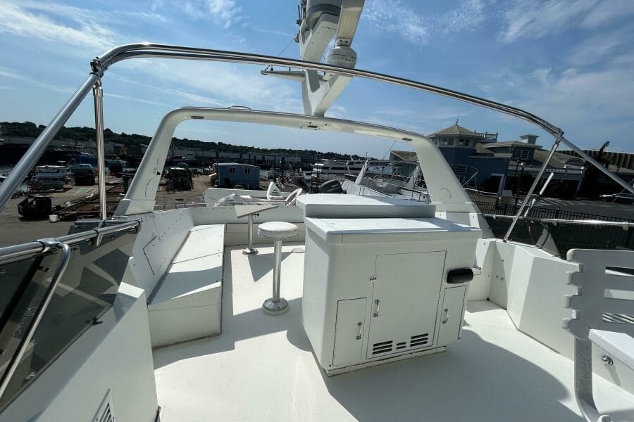 1991 Hatteras Cockpit Motor Yacht
