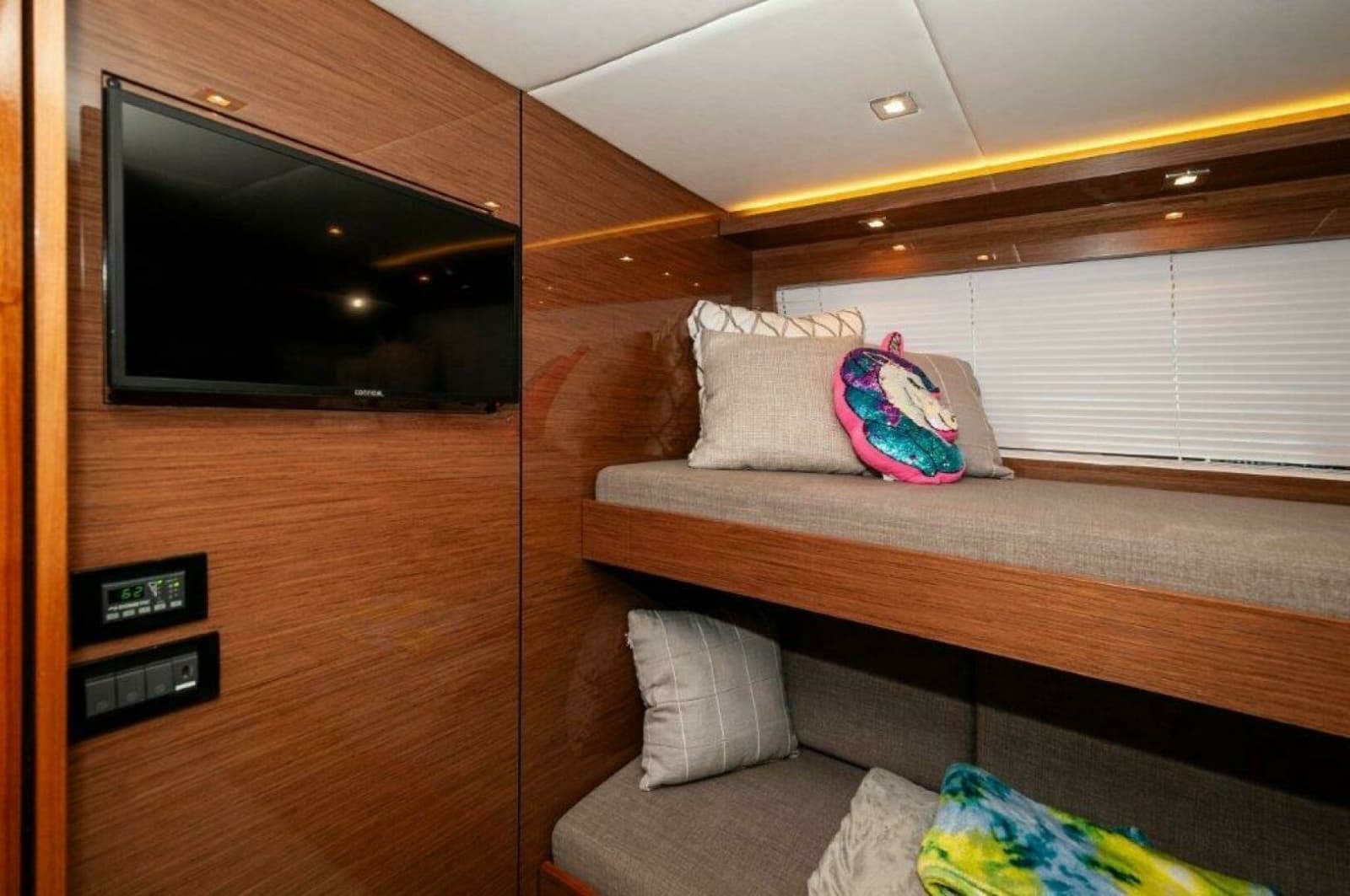 2020 Cruisers Yachts 60 Cantius - Photo 35