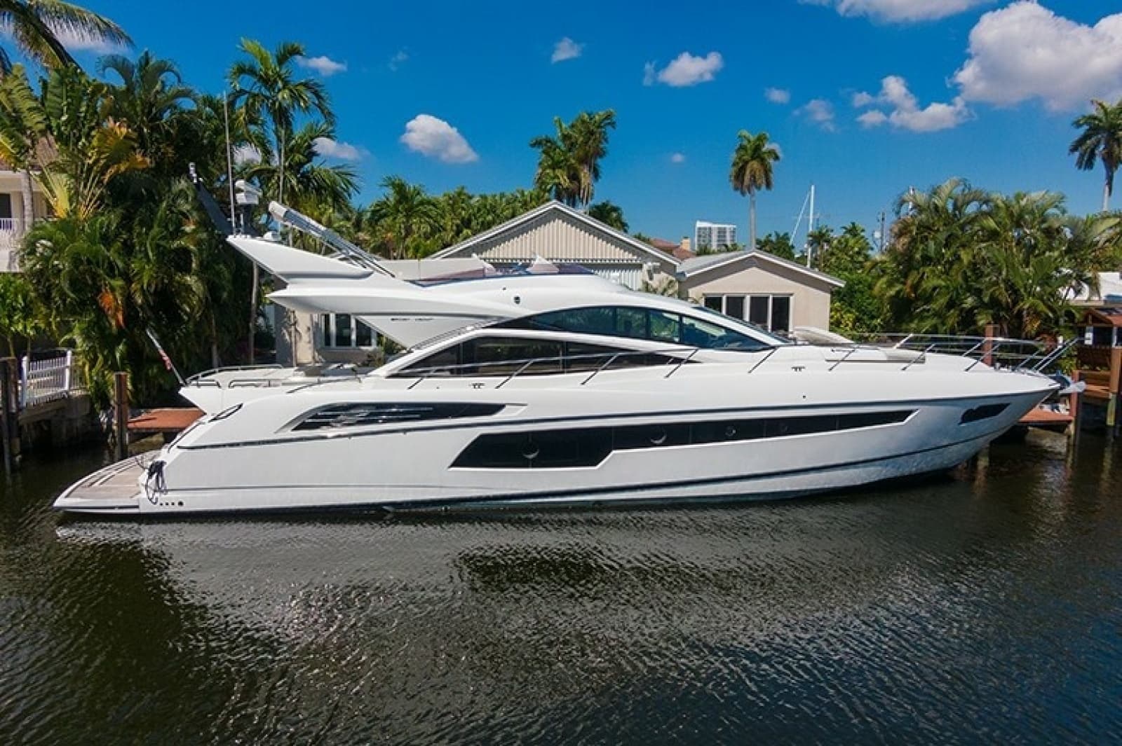 2015 Sunseeker Sport Yacht 68 - Photo 1