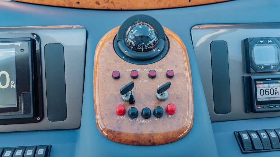 2007 Azimut Evolution