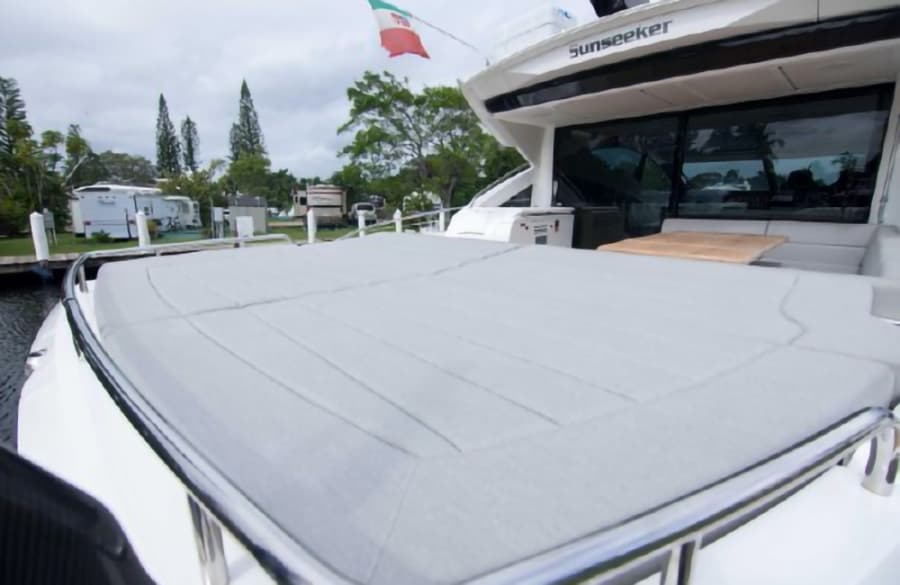 2018 Sunseeker Predator