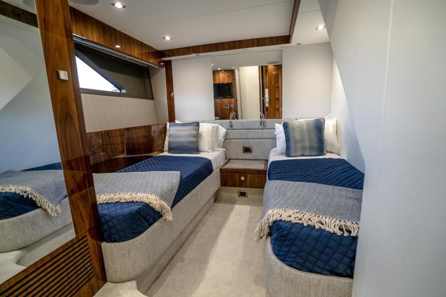 2019 Sunseeker Manhattan