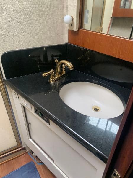 1985 Ocean Yachts Super Sport