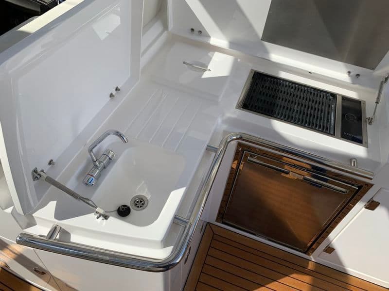 2014 Sunseeker San Remo
