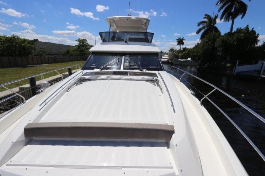 2017 Prestige Motoryacht