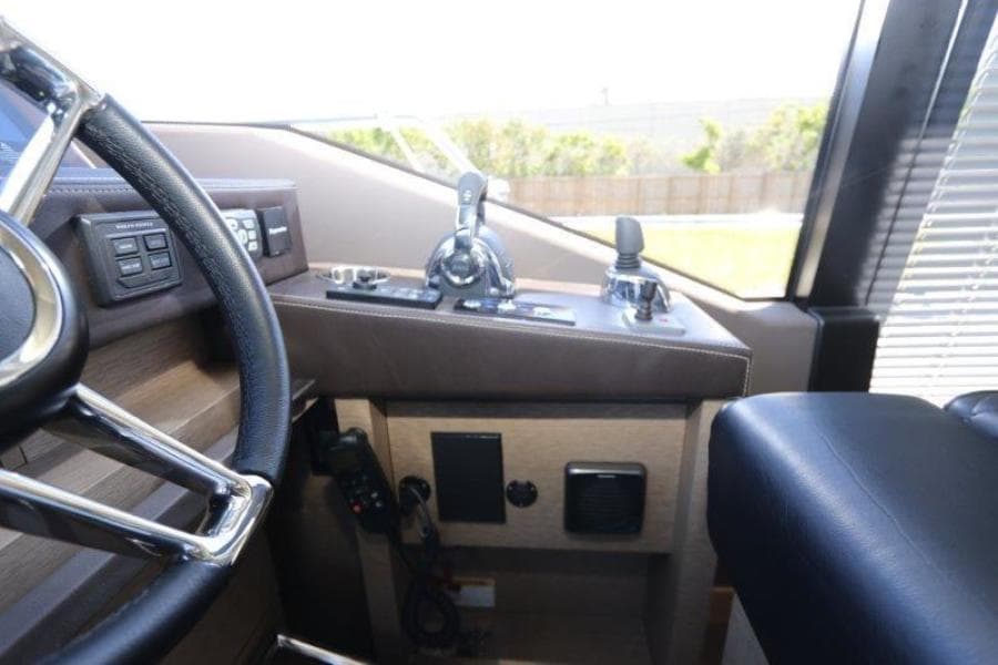 2017 Prestige Motoryacht