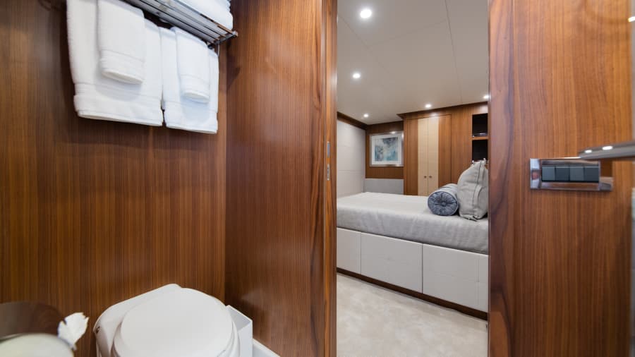2028 Hargrave Raised Pilothouse - Photo 45