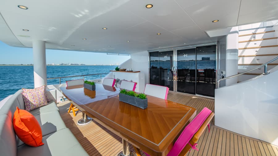 2028 Hargrave Raised Pilothouse - Photo 6