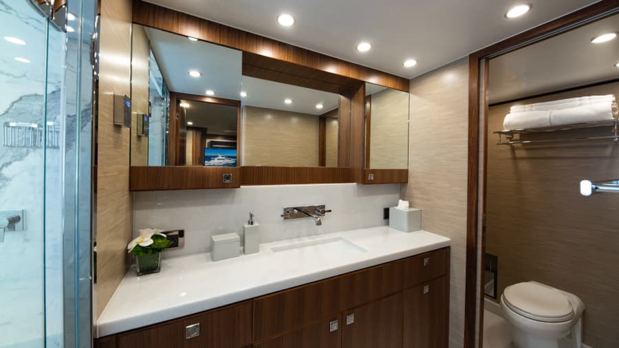 2028 Hargrave Raised Pilothouse - Photo 51