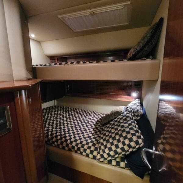 2005 Sea Ray 500 Sundancer