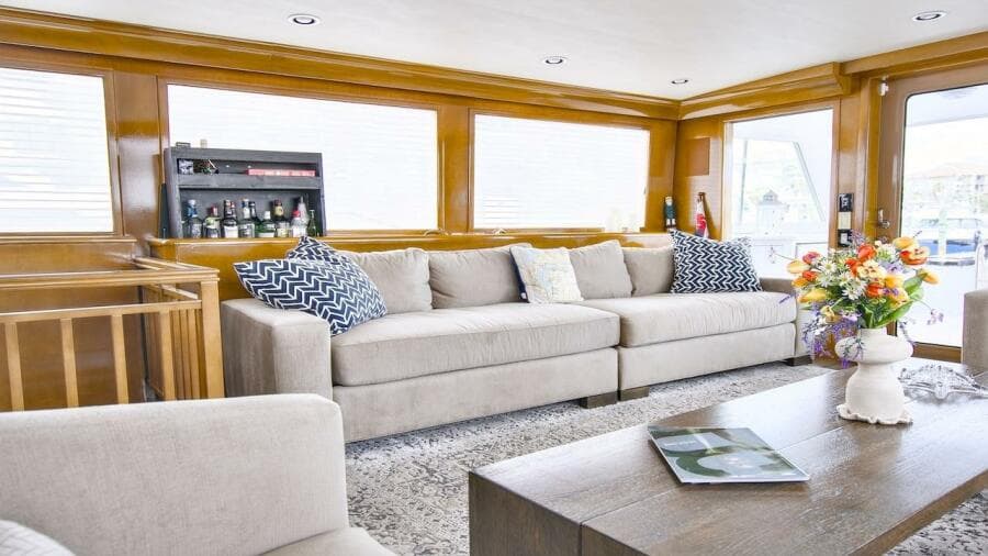 1998 Hatteras Sport Deck