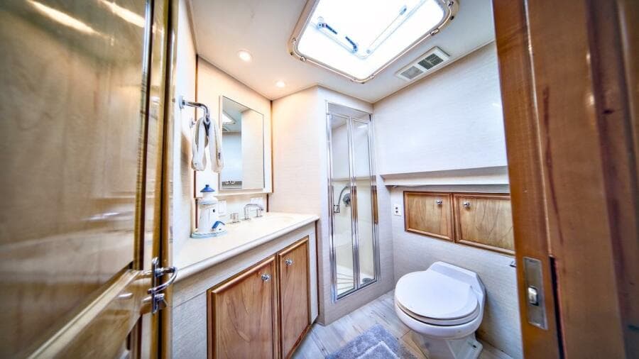 1998 Hatteras Sport Deck