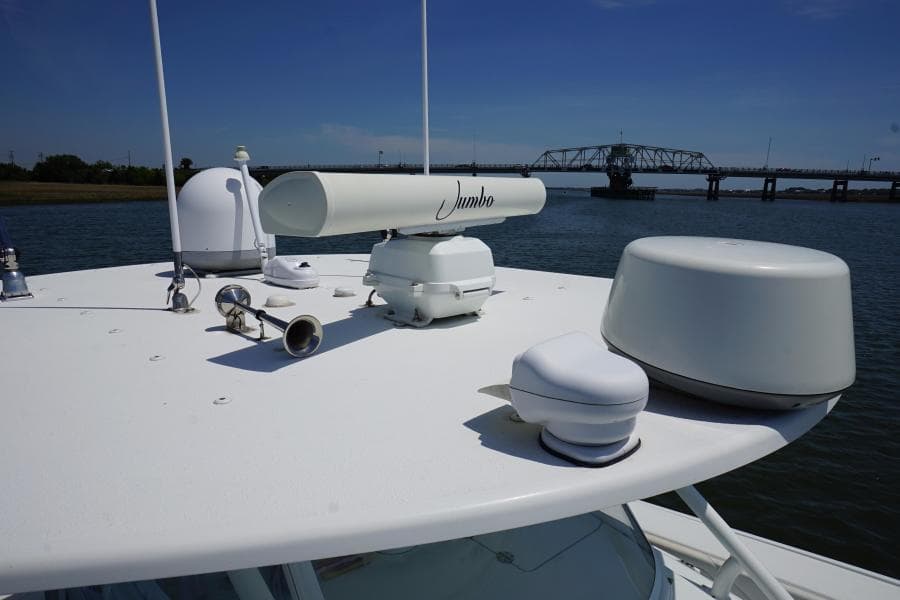 2013 Yellowfin 42 - radar