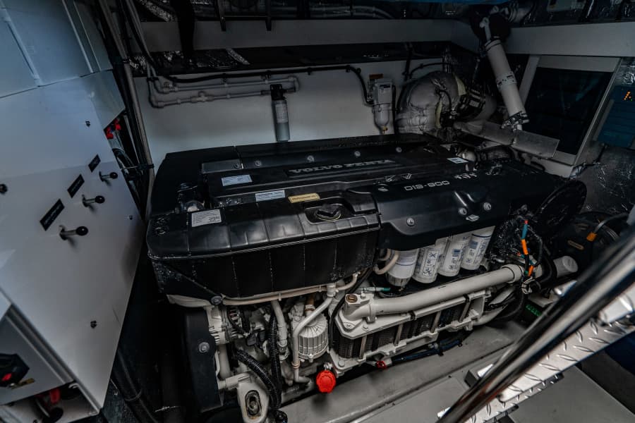 2019 Sunseeker Predator