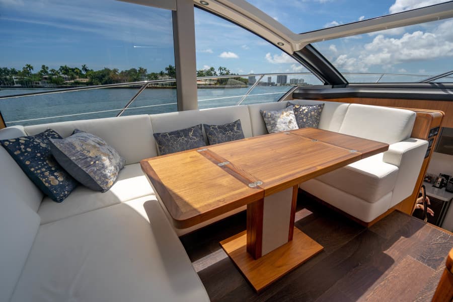 2019 Sunseeker Predator