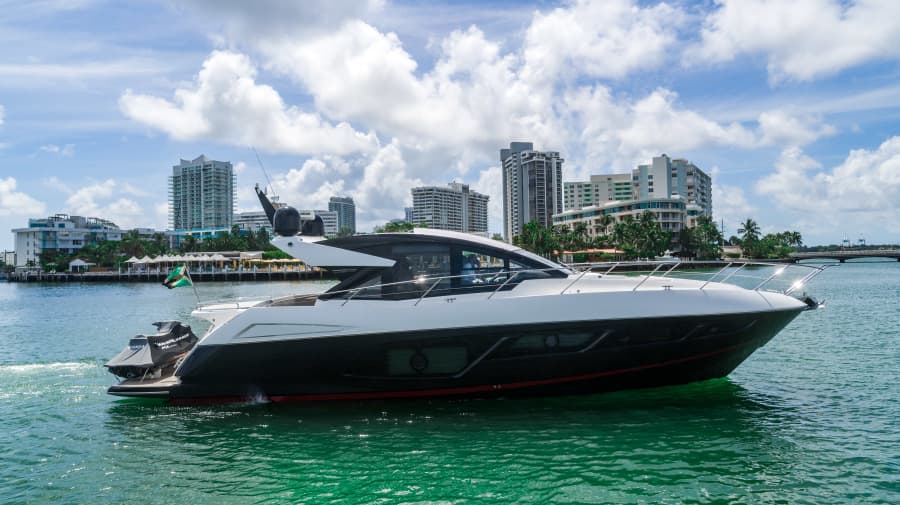 2019 Sunseeker Predator