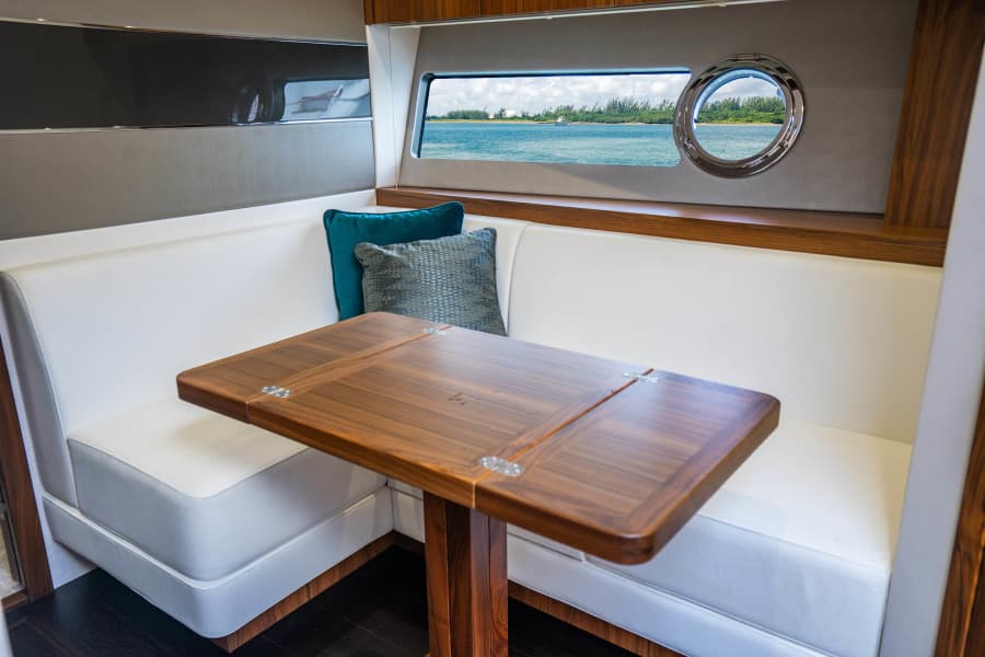 2019 Sunseeker Predator