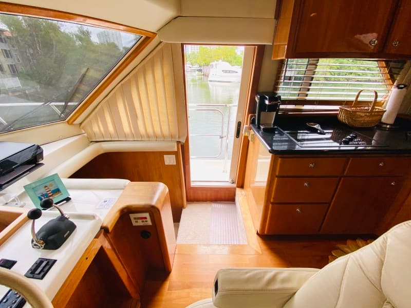 2003 Navigator 5700 Rival