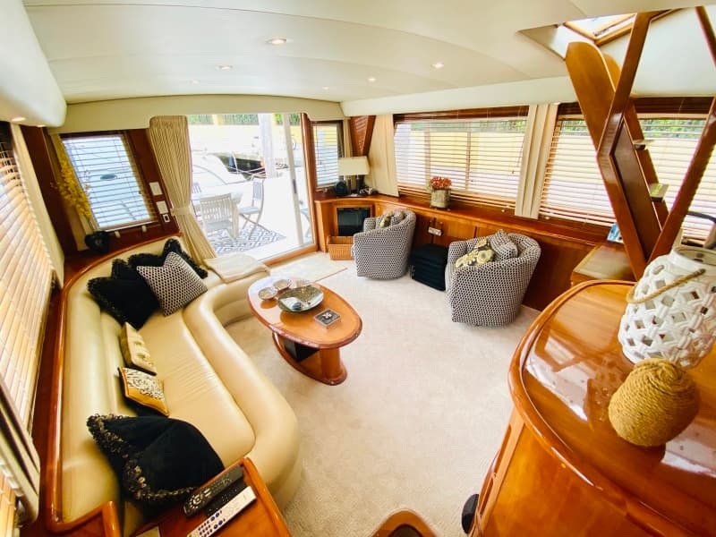 2003 Navigator 5700 Rival