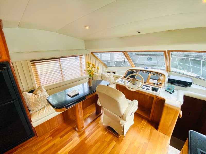 2003 Navigator 5700 Rival