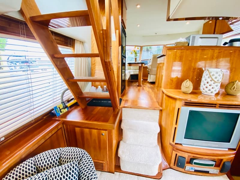 2003 Navigator 5700 Rival