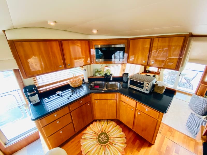 2003 Navigator 5700 Rival