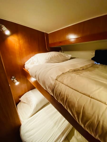 2003 Navigator 5700 Rival