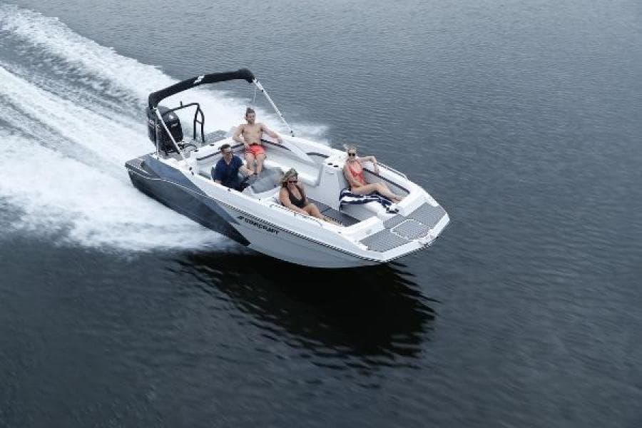 2025 Starcraft SVX 211