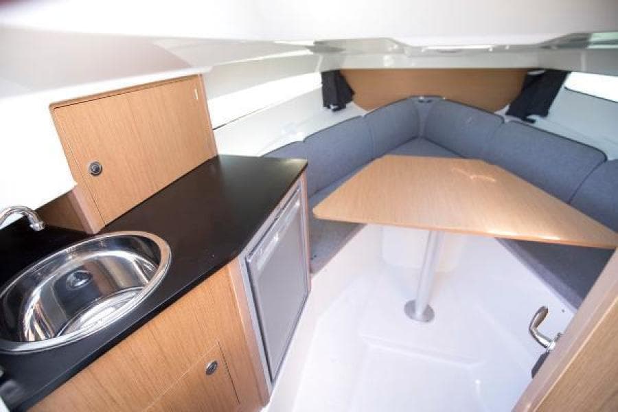 2026 Beneteau Flyer 8 SunDeck