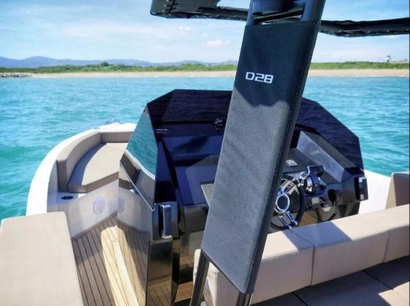 2022 De Antonio D28 Open