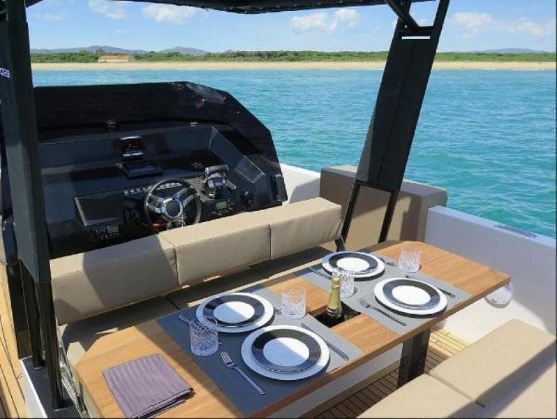 2022 De Antonio D28 Open