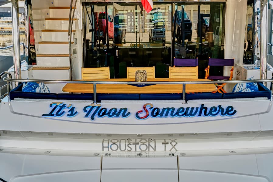 2019 Sunseeker 86 Yacht