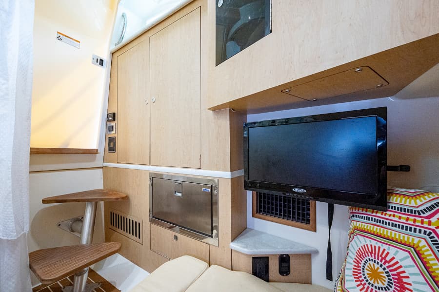 2017 Boston Whaler 370 Outrage