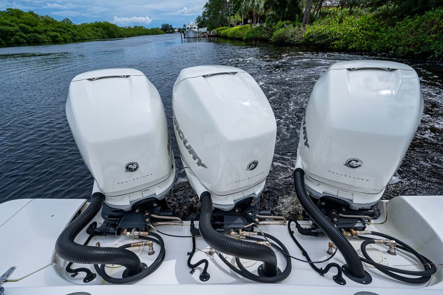 2017 Boston Whaler 370 Outrage