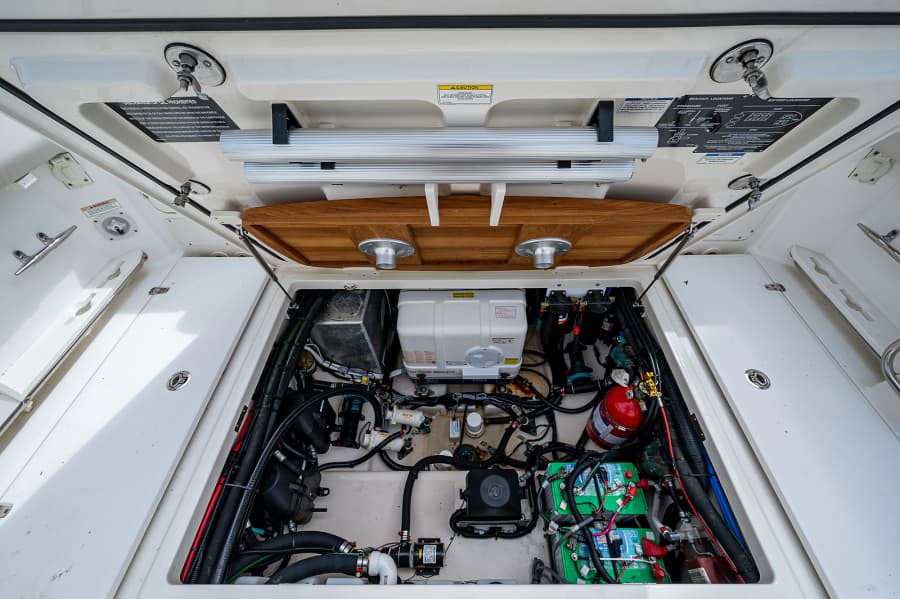 2017 Boston Whaler 370 Outrage