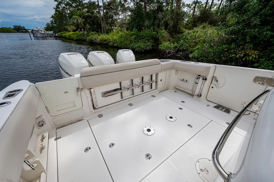 2017 Boston Whaler 370 Outrage