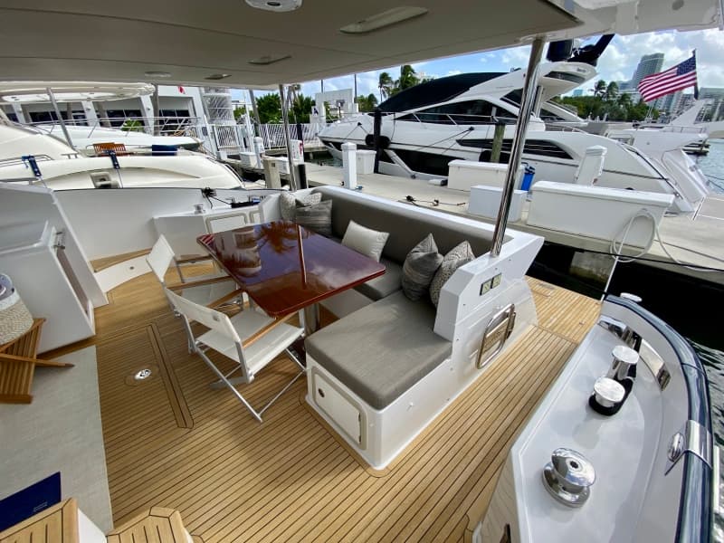 2018 Azimut Flybridge