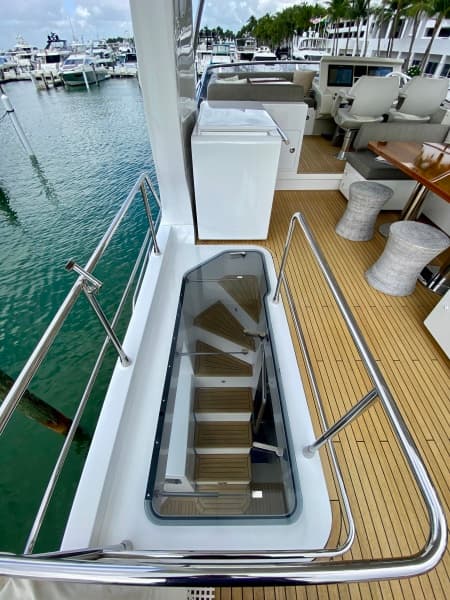 2018 Azimut Flybridge