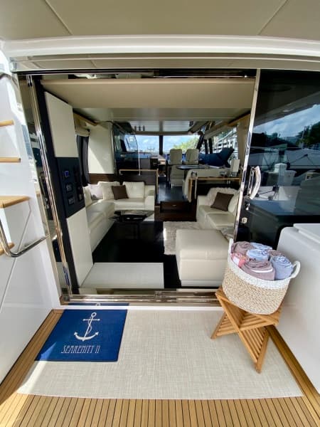 2018 Azimut Flybridge
