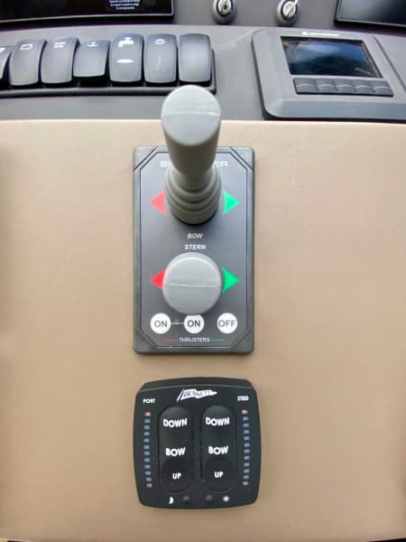 2018 Azimut Flybridge