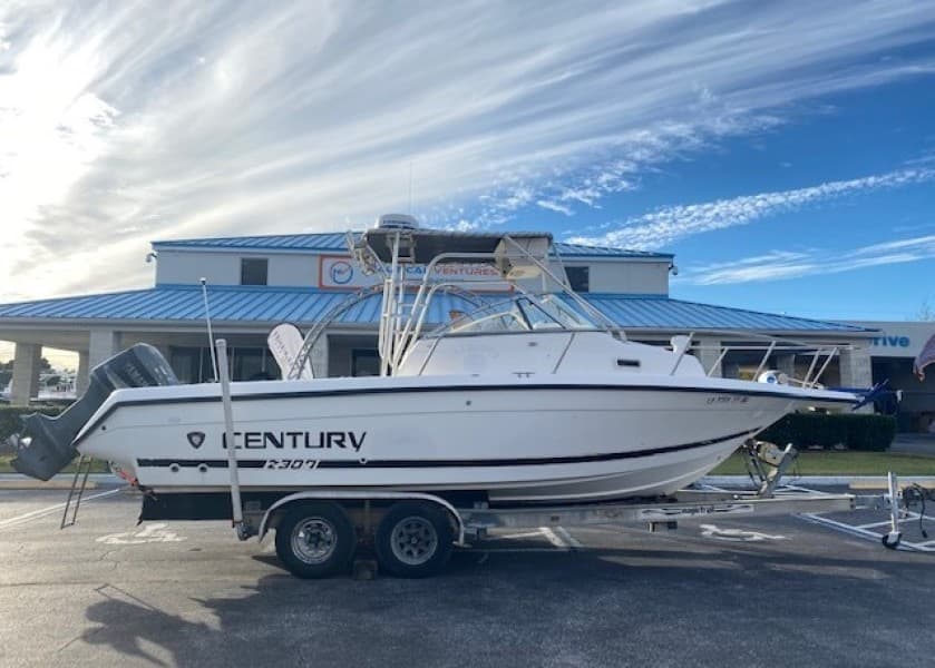 2001 Century 2300 Walkaround