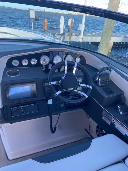 2016 Regal 3200 Bowrider